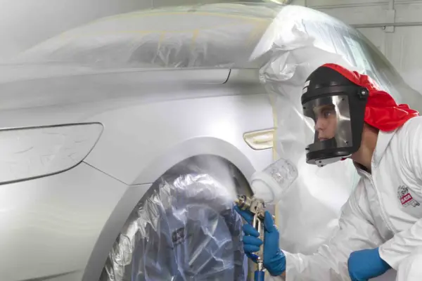 Southern Body Works paint technician